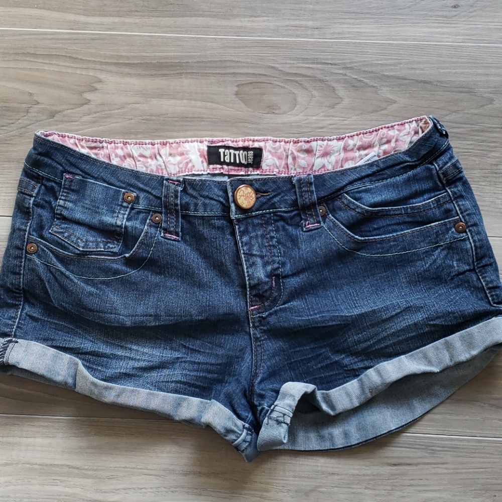 low rise Jean Shorts